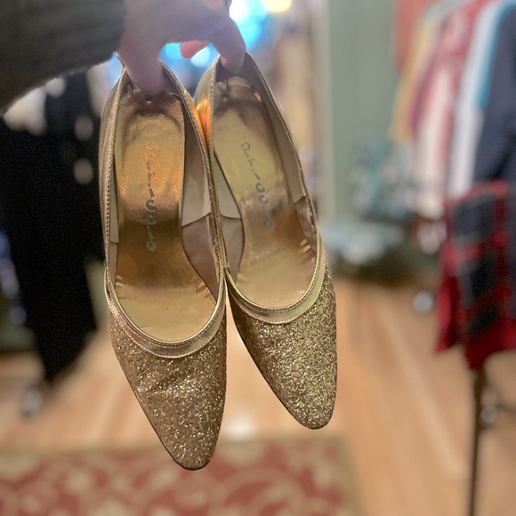 vintage sparkly gold Capriccio heels, 8 - Picture 1 of 4